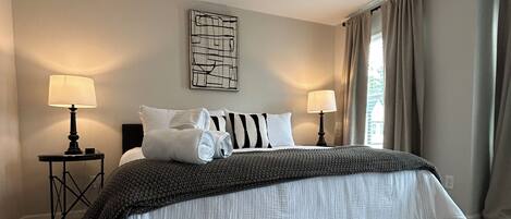 2 bedrooms, iron/ironing board, free WiFi, bed sheets