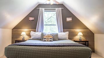 1 slaapkamer, een bureau, een strijkplank/strijkijzer, gratis wifi