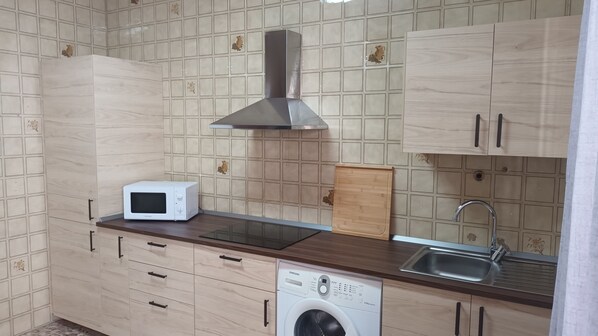 Microwave, stovetop