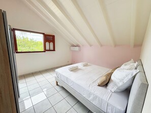 3 bedrooms, iron/ironing board, free WiFi, bed sheets - Villa with pool and carbet - Unforgettable vacations with family and friends🏝️ (Saint-François)