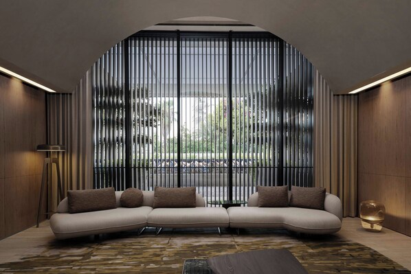 بار مشروبات وساندويتشات