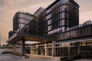 الإطلالة من المنشأة