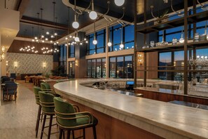 Restaurant - Trilogy Hotel Huntsville, Autograph Collection (Huntsville)