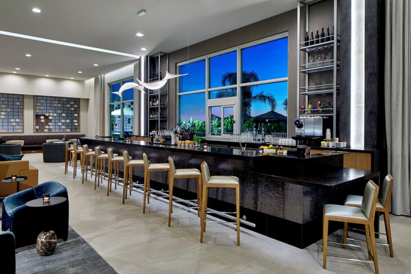 Bar (en la propiedad)