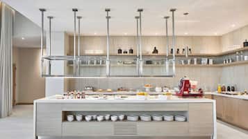 Mini-fridge, coffee/tea maker