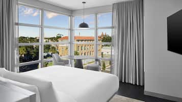 Literie hypoallergénique, bureau, Wi-Fi gratuit, draps fournis