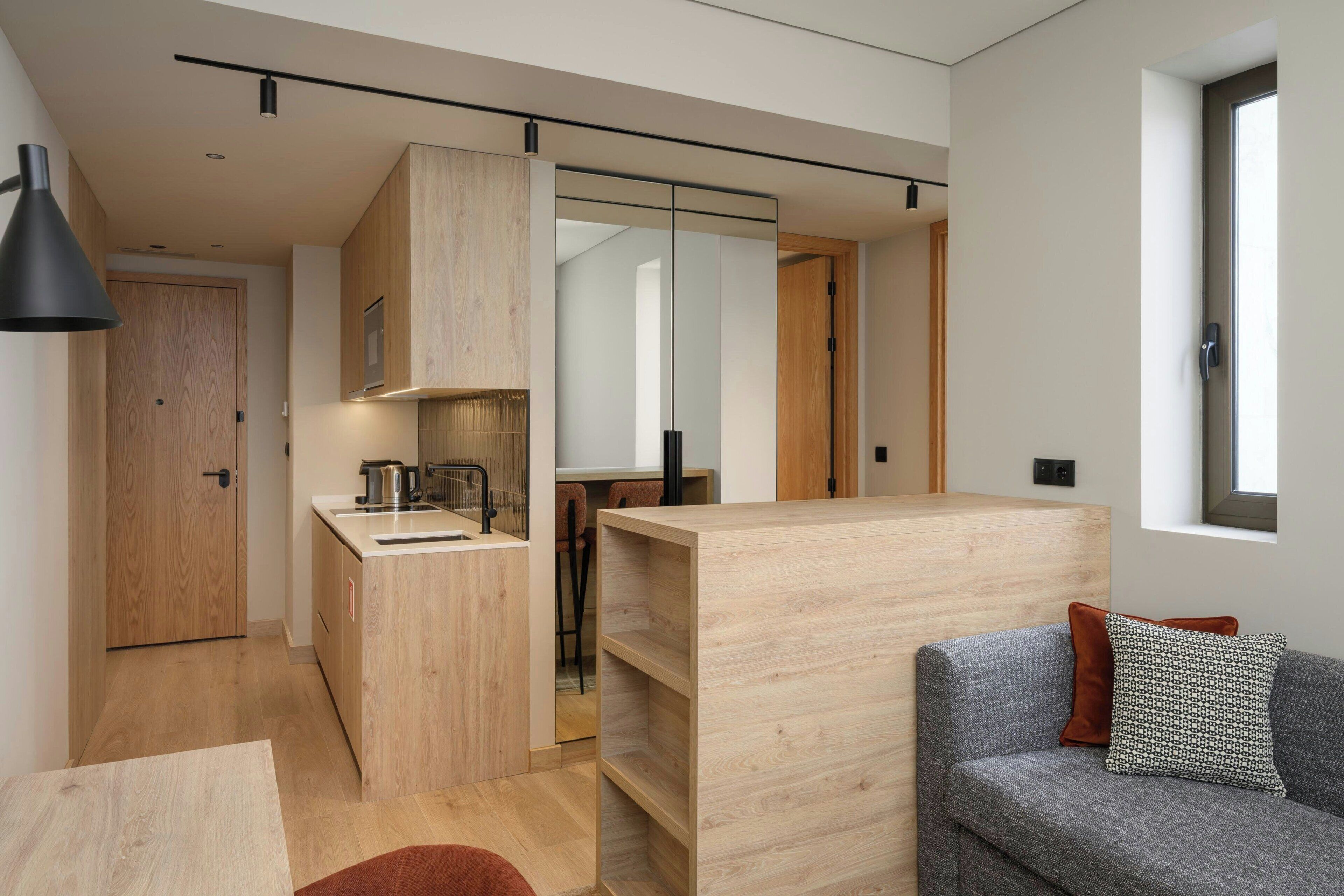 Apartment, 1 Bedroom | Hypo-allergenic bedding, in-room safe, desk, laptop workspace