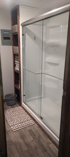 Cozy Cabin with AC/WIFI in Big Clifty on Rough River