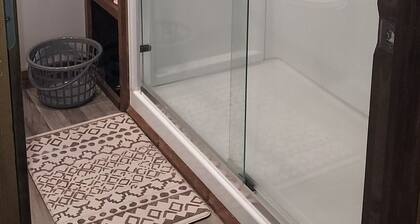 Cozy Cabin with AC/WIFI in Big Clifty on Rough River