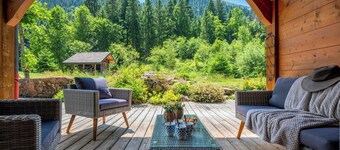 Chalet Evelyn - Ideal base with sauna and garden for 10 - OVO Network