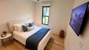 1 bedroom, travel cot, free WiFi, bed sheets