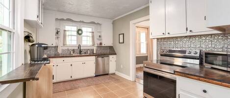 Microwave, oven, stovetop, dishwasher