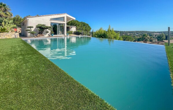 Pool - Lovely home in Caveirac (Caveirac)