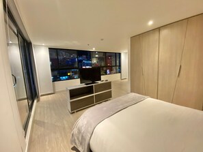 Apartment, Balcony | Laptop workspace, iron/ironing board, free WiFi - Apartamento en Chapinero tranquilidad (Bogotá)