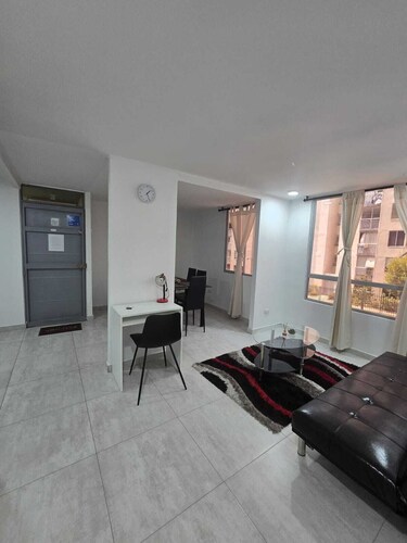 BEAUTIFUL FAMILY APT + WIFI MAXIMUM SPEED +COMFORT!!!!
