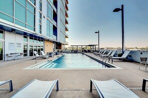 Pool - Luxury Furnished Condo in The Gulch | Rooftop Pool, Fitness Center & Balcony Views (Nashville)