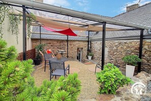 Outdoor dining - La Petite Bretonne - PLEUMEUR GAUTIER (PLEUMEUR GAUTIER)