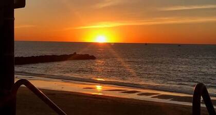 Modern, Beautiful, & Fun for Fam - Gated, Only steps from the Beach