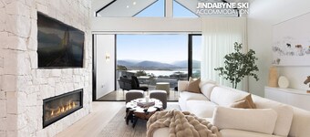 Willow Bay Chalet, modern four bedroom townhouse.