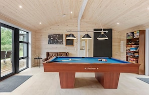 Games room - 4 bedroom lovely home in Væggerløse (Væggerløse)