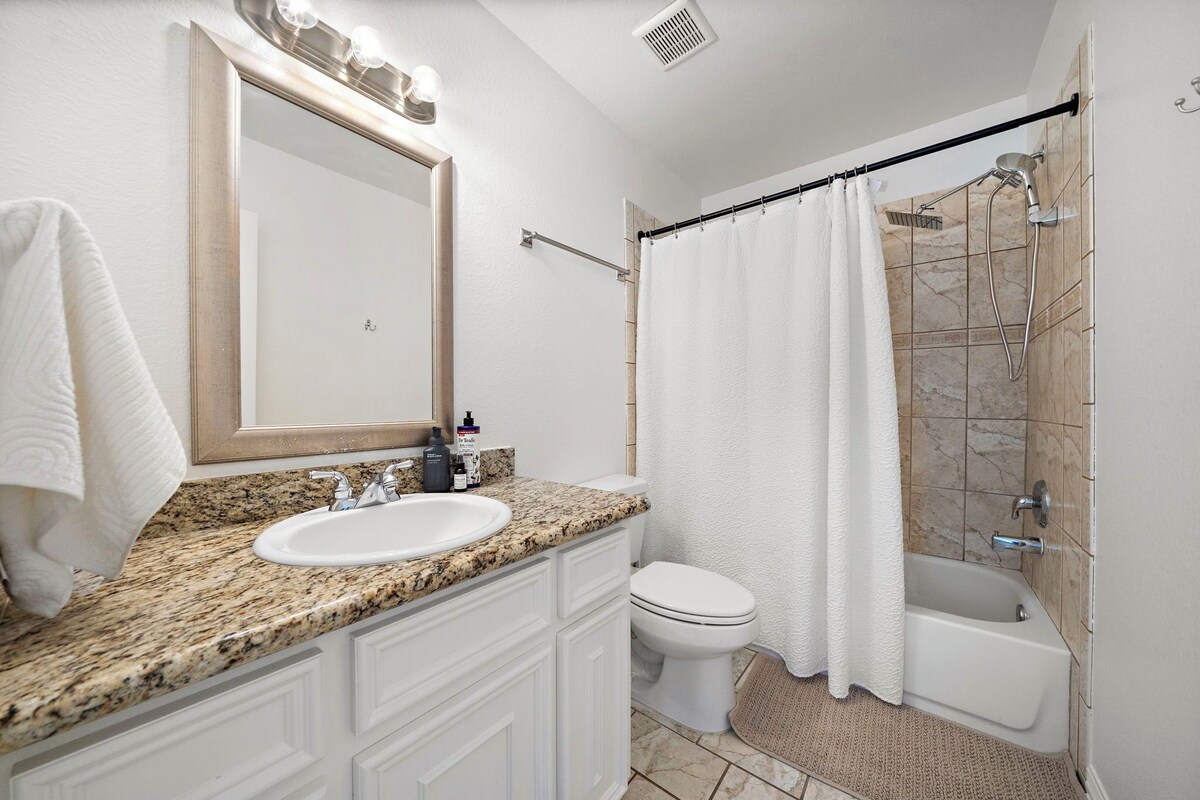 Photo 23 of Luxury Med-Center Stay