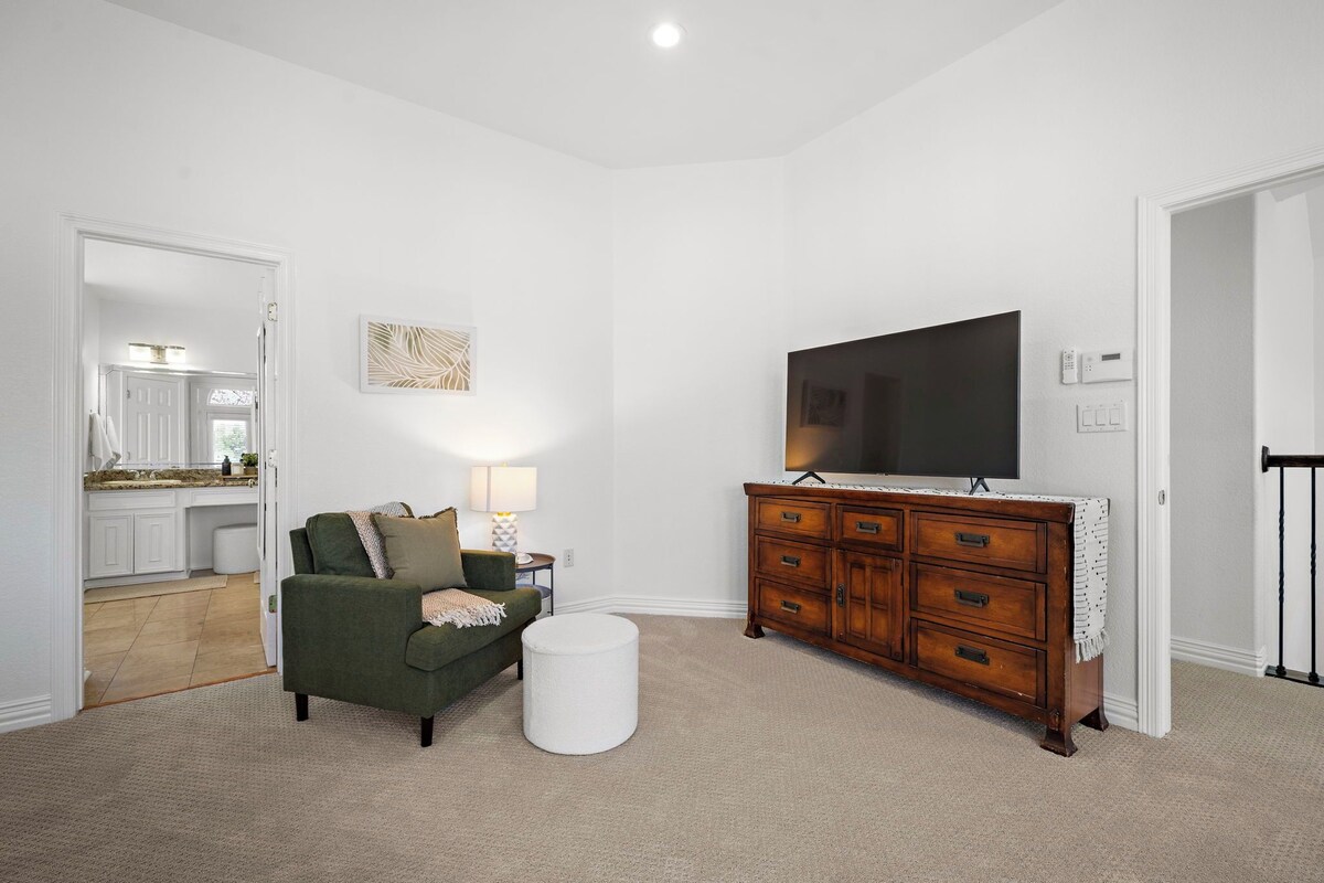 Photo 22 of Luxury Med-Center Stay