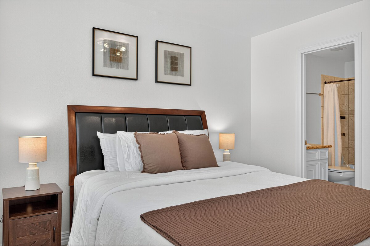 Photo 57 of Luxury Med-Center Stay
