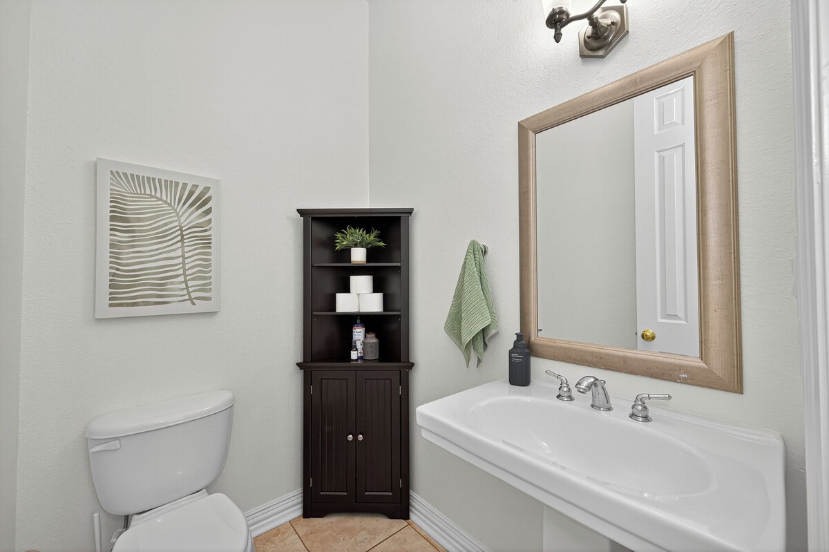 Photo 47 of Luxury Med-Center Stay