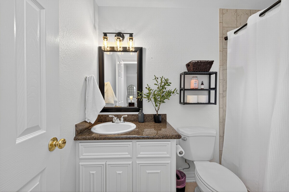 Photo 52 of Luxury Med-Center Stay