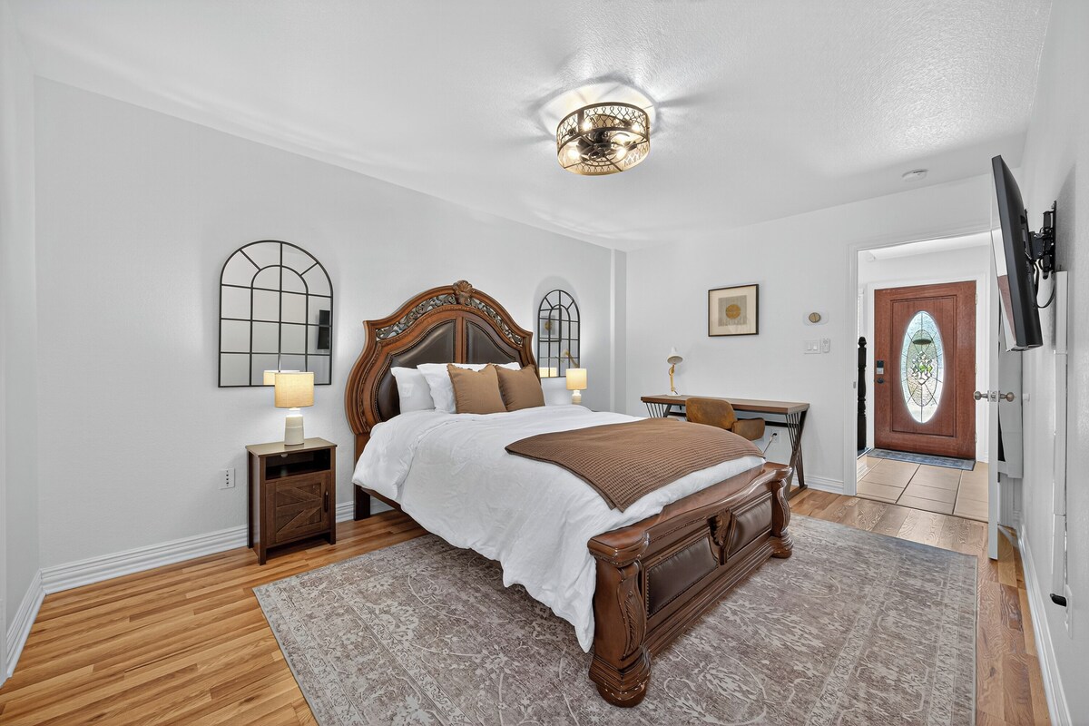 Photo 49 of Luxury Med-Center Stay