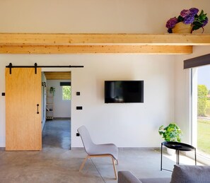 Télévision à écran plat