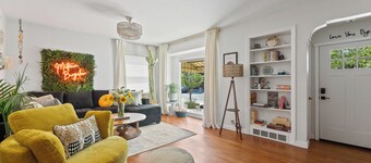 Vintage Boho Retreat in Reno's Midtown Arts District