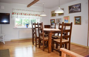 Dining - Cozy home in Smygehamn with WiFi (Smygehamn)