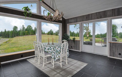 Cozy home in Bengtsfors with sauna