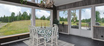 Cozy home in Bengtsfors with sauna