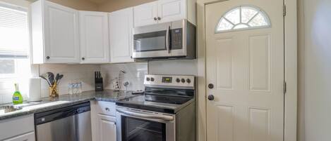 Microwave, oven, stovetop, dishwasher