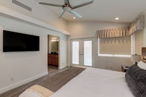 3 bedrooms, desk, free WiFi, bed sheets