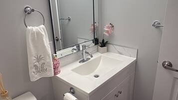 Handdoeken, zeep, toiletpapier