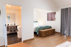 1 bedroom, iron/ironing board, travel cot, WiFi