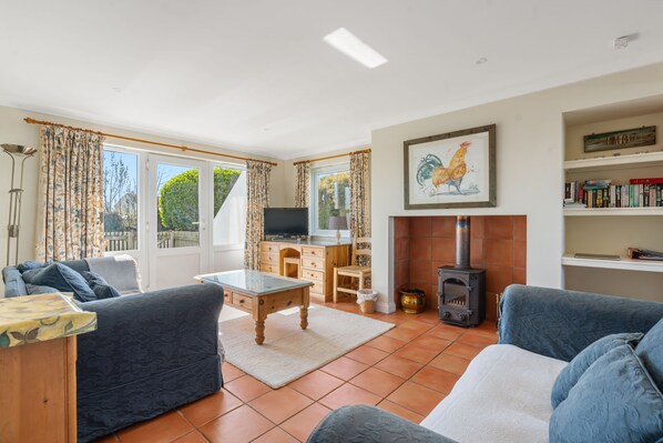 Smart TV, DVD player