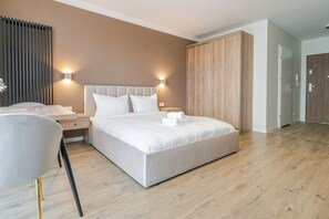 Iron/ironing board, WiFi, bed sheets - Business Deluxe Studio 48 (Katowice)