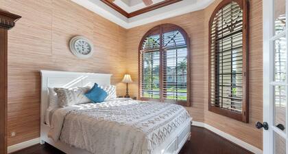 Luxurious Coastal Escape: Spacious Comfort Awaits