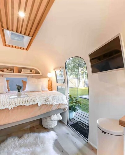 Airstream Sylvie with Salt Water Pool and Outdoor Shower-The perfect get away