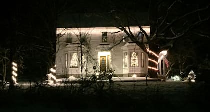 Charming farmhouse in Pembroke - Family and pet friendly