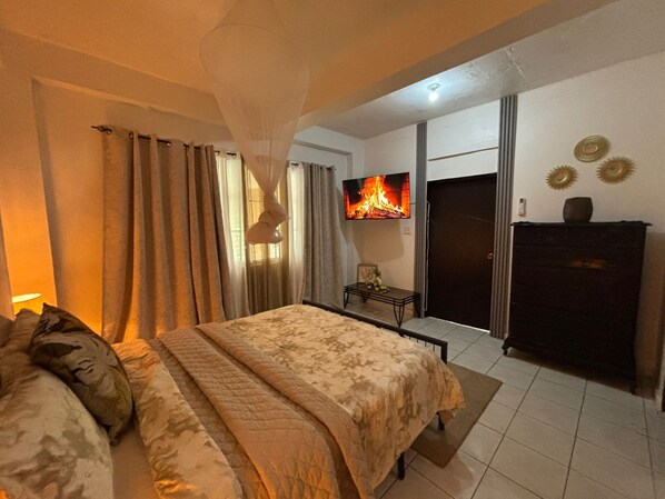 2 bedrooms, iron/ironing board, WiFi, bed sheets