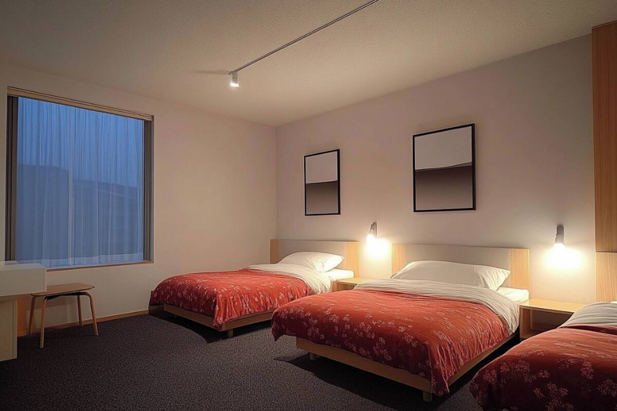 Basic Triple Room | Free WiFi