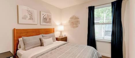 3 bedrooms, iron/ironing board