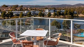 تناول الطعام بالخارج