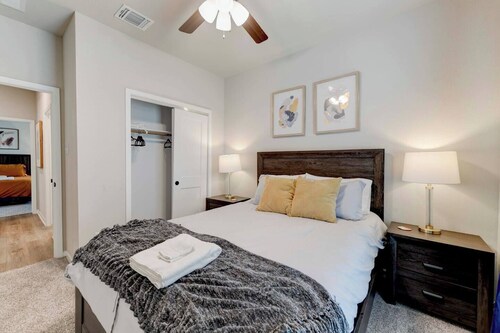 Temple 3BR Home 4 Beds, Great