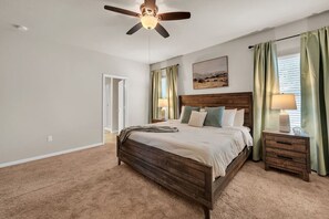 4 chambres, fer et planche à repasser